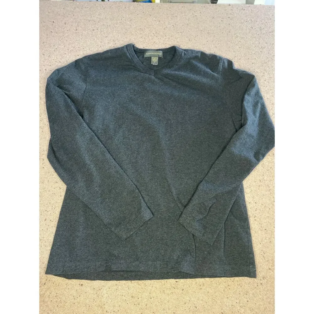 Banana Republic V-Neck Heavy Shirt Men's XL Gray Soft Cotton Knit